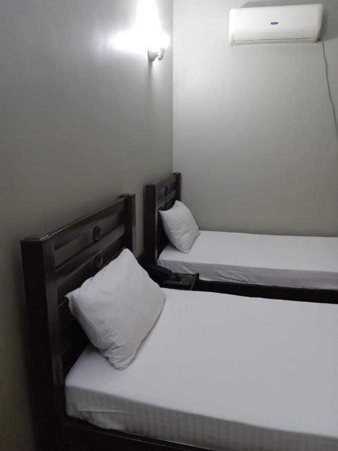 New Hotel Chilton 카라치 외부 사진