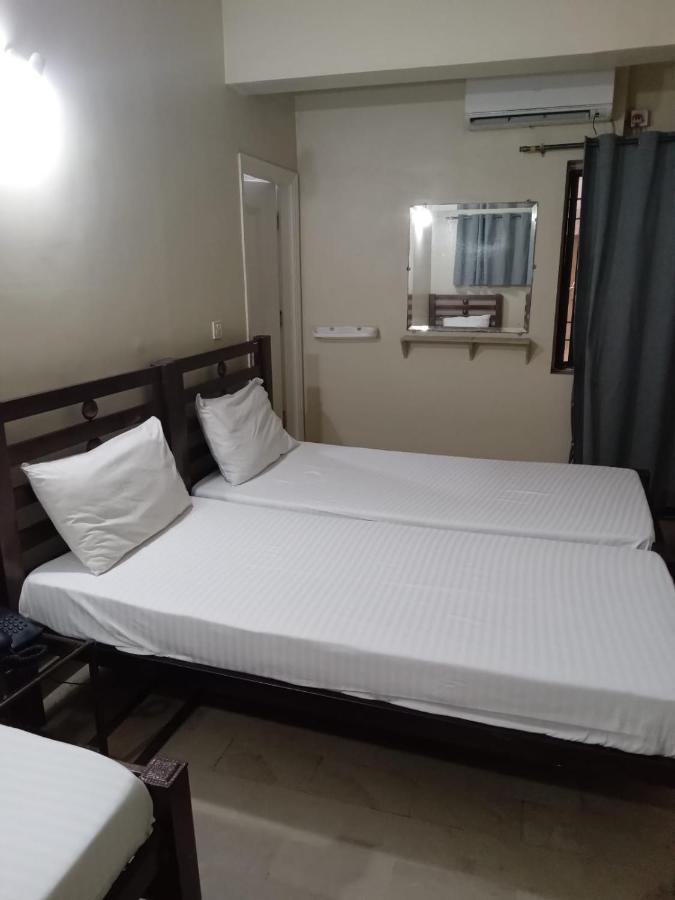 New Hotel Chilton 카라치 외부 사진