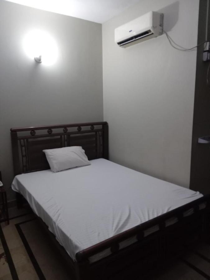 New Hotel Chilton 카라치 외부 사진