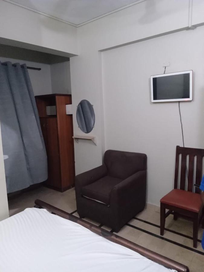 New Hotel Chilton 카라치 외부 사진