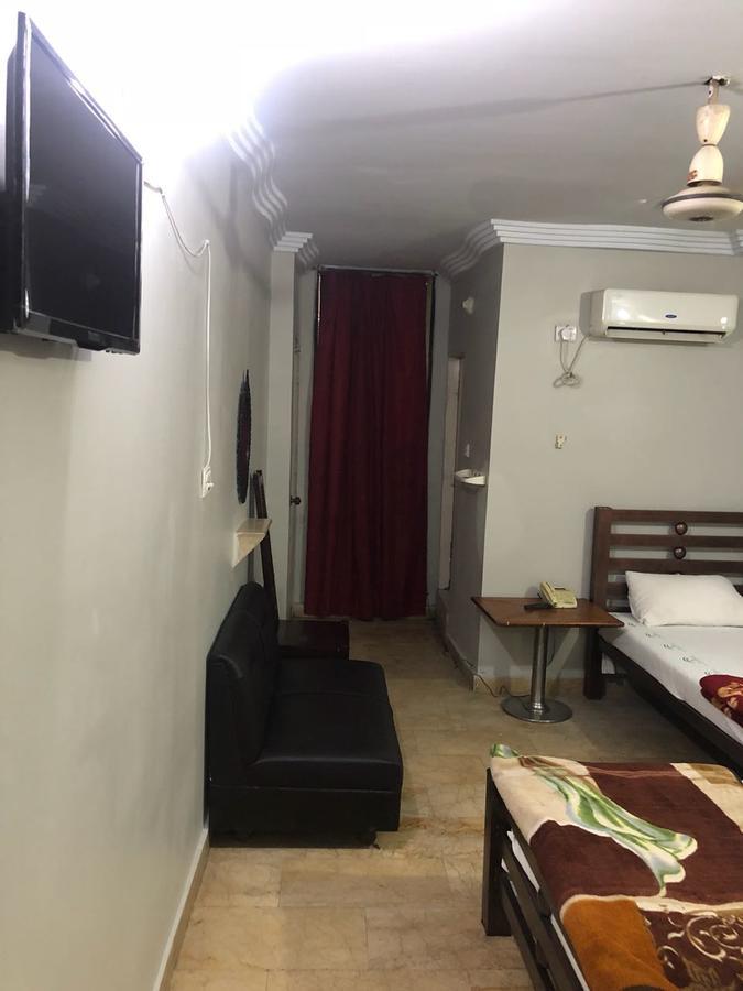 New Hotel Chilton 카라치 외부 사진